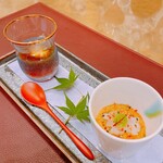 トゥ・ラ・ジョア イズム - 