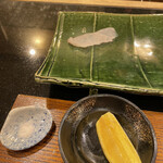 地魚料理・鮨 佐々木 - オニカサゴの刺身　塩でいただきます