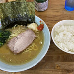 ラーメン六角家 - 