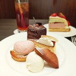 Antenoru - 本日のおすすめケーキ3種類の盛り合わせ　お得過ぎる♪