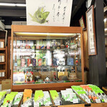 宇治茶の山田園茶舗 - 店内の一角