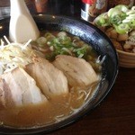 屋台ラーメン　麺家　 - 屋台ラーメン、チャーシューめし