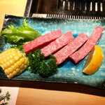 肉匠こば - 特上ロースです(o^^o)