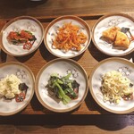 湘南韓国料理GOKAN - パンチャンは6種盛り