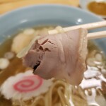 青竹手打ち佐野ラーメン ひだまり - チャーシューリフト