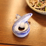 うなぎ お㚙川 - 箸置きも鰻(^｡^)