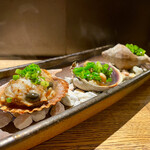 牡蠣・貝料理居酒屋 貝しぐれ - お任せ焼き3種