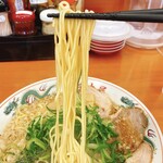 ラーメン魁力屋 - 麺、リフト！