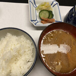 Shikano Yu Hoteru - ご飯（こしひかりとミルキークイーン）、香の物、僧兵汁△