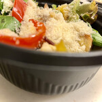 ヴィノテカ・メッシーナ - 他店の追随を許さない深ーい容器入り