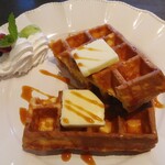 a.cafe - 焼きたてワッフルモーニング！！！