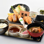 粋花KYK - 料理写真:黒豚合い盛りとんかつ膳