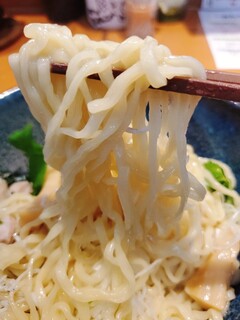 Kikuya - ピロピロ麺アップ