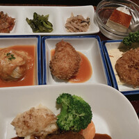 グリル満天星 麻布十番 新宿店 - コロッケと海老フライも！
