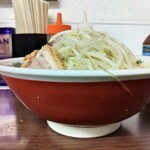ラーメン二郎 - 適度な標高