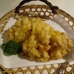 野菜ダイニング 薬師 - 京都府産ゴールドラッシュトウモロコシの天ぷら
