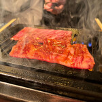 心斎橋 焼肉さかもと - お肉はサッと