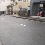 ミスター・ギョーザ - 2022.6お店から見た駐車場