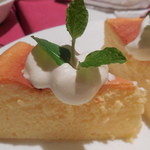 ラ コルメナ - 特製チーズケーキ 