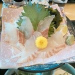 天然鳴門鯛の刺身