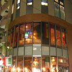 ラ コルメナ - 二階がお店です