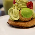 シャンドワゾー - サントノーレ・ピスターシュ