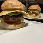 CENTER4 HAMBURGERS - 