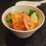 中国料理 四川 - ボイル海老と生湯葉の野菜サラダ