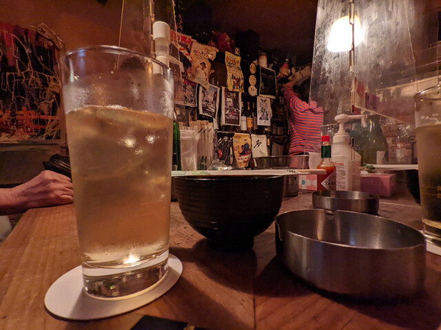 THE SHOT GOLDEN DUST