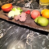 肉料理 KOJIRO - 100％黒毛和牛ミニハンバーガー