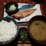 Tamachi Sumibikushiyaki Shoujikiya - ランチ：サバ文化干し定食