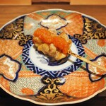 薪鳥新神戸 - 秋田県産 高原比内地鶏 肩 + ハリッサ