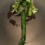 ラ クレリエール - アスパラ、イカ、キャビア