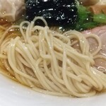 八雲 - 麺の感じ