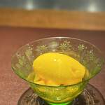 イル アオヤマ - 太陽のタマゴ　マンゴーアイス