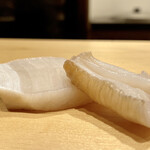 鮨 はしもと - 平貝
      シャコシャコとした食感、歯応えがとても良いです。
      甘味と旨味が織りなす美味しさに、山葵の風味がとても合います♪