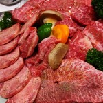 焼肉ドンピシャ - 