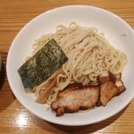 176738272 - スパイシーつけ麺中盛り