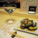 錦寿し - 岩牡蠣 ＆ 冷酒（開運 特別純米）