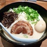 博多 龍ノ髭 - ラーメン 白