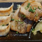 肉汁餃子のダンダダン - 