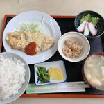 三笠 - ひき肉入りオムレツ定食