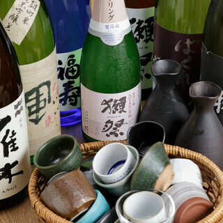 有很多地方酒!頂級當地酒也令人吃驚499日元!獺祭也!