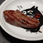 焼肉ホルモン 風土. - ほぼ レアステーキ！