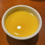 中菜Labo.朝陽 - マンゴーソースの杏仁プリン