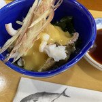 土橋寿司 - ツブ貝とイカのぬた和え。お酒がすすむ君！