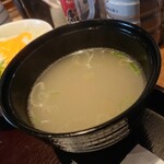 Ganso Yakitori Kushi Hacchin - 味噌汁のアップ 202203