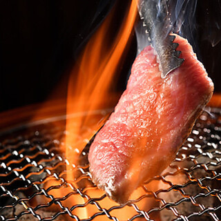 We offer all-you-can-eat domestic Japanese black beef from 1,980 yen!