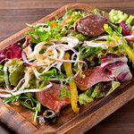 Homemade roast beef and black olive salad ~with charred garlic dressing~