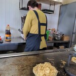 お好み焼信本 - 生地の上に乗せるオールドスタイル♡